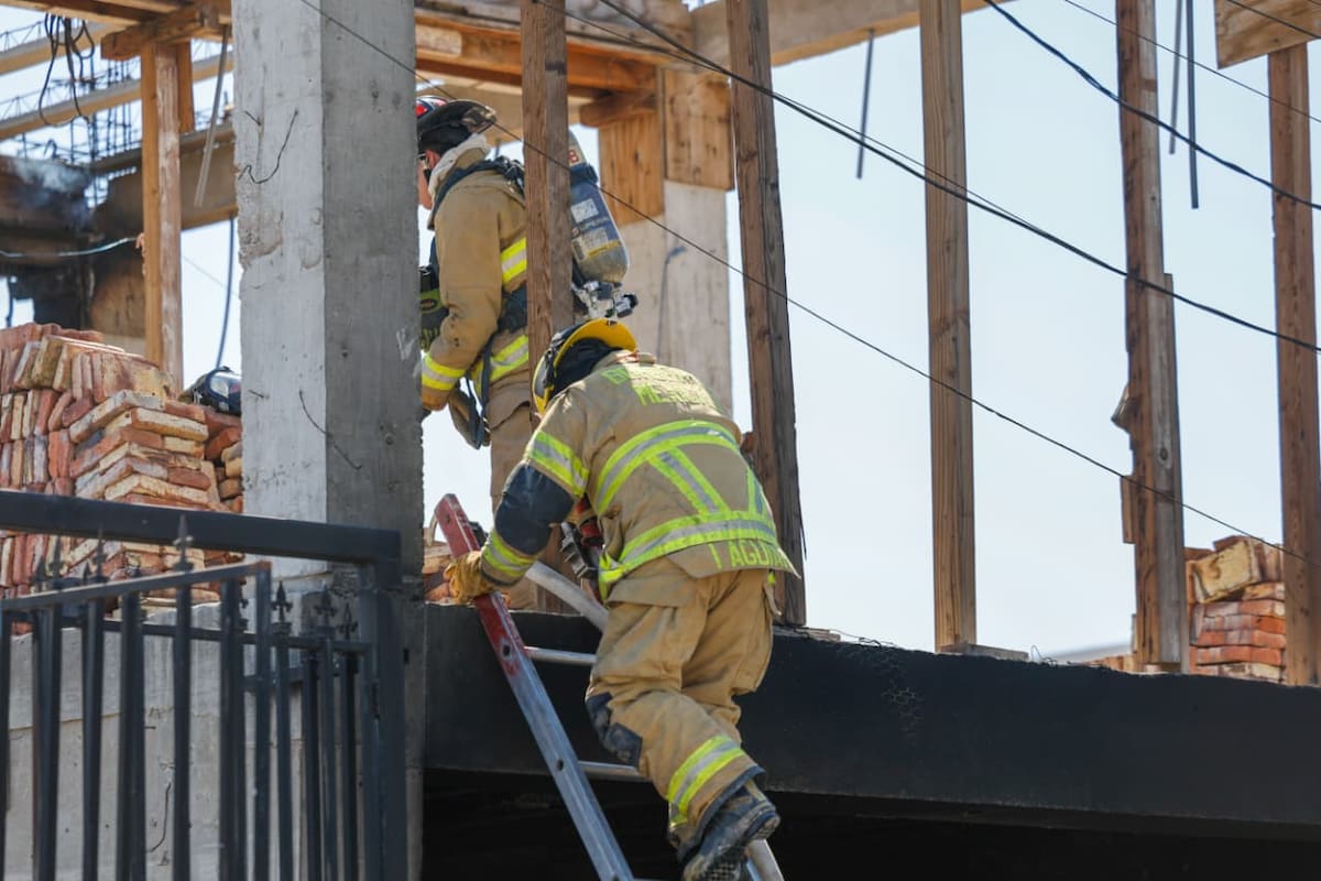 Voraz incendio deja pérdida total en vivienda de la colonia Guajardo