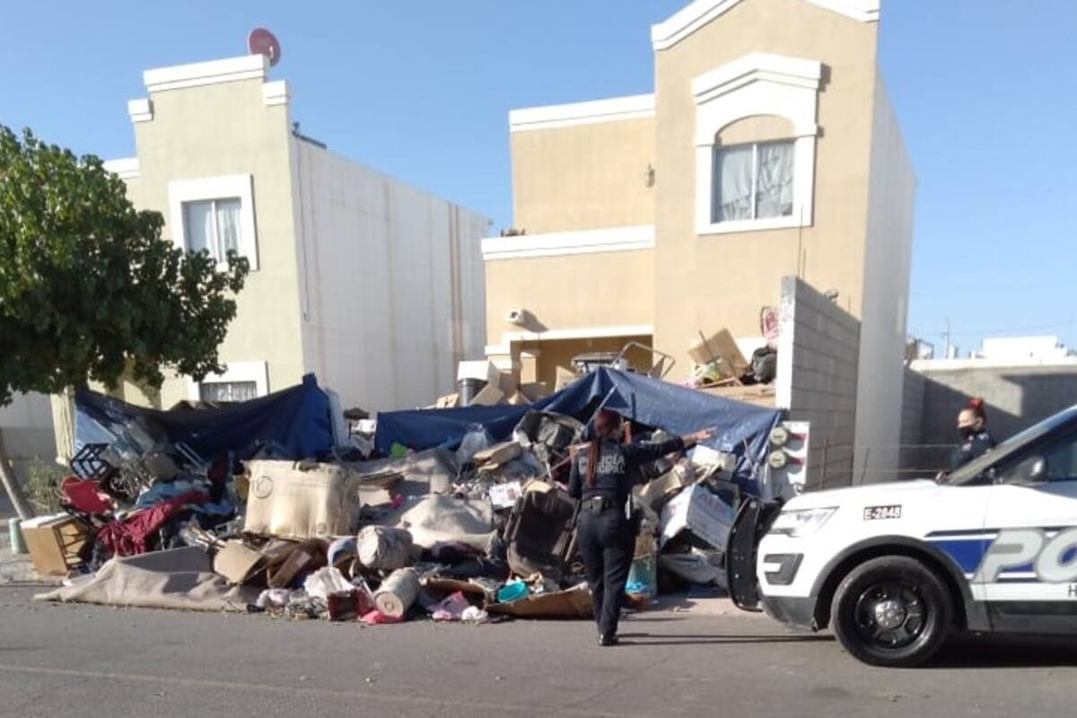 Padecen desnutrición niños rescatados de casa abandonada