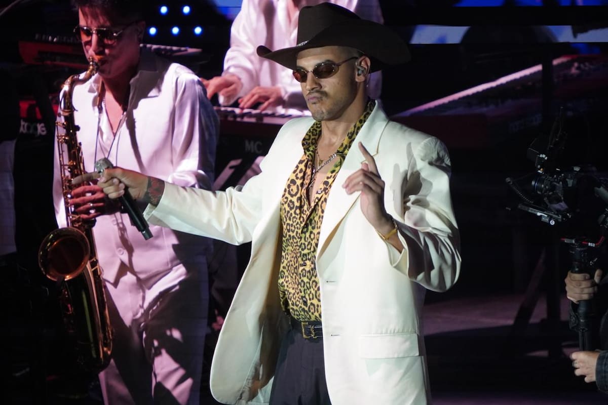Manuel Medrano celebra 10 años de carrera en Tijuana