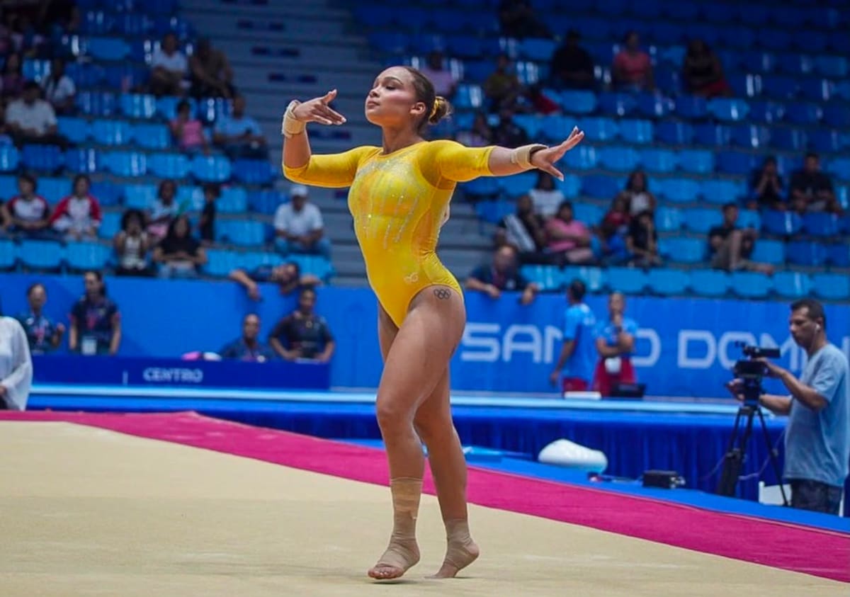 La gimnasta bajacaliforniana lideró el 1-2 para México en la final del all-around, al imponerse con 51.450 puntos en Santo Domingo 2026. Foto: Cortesía.