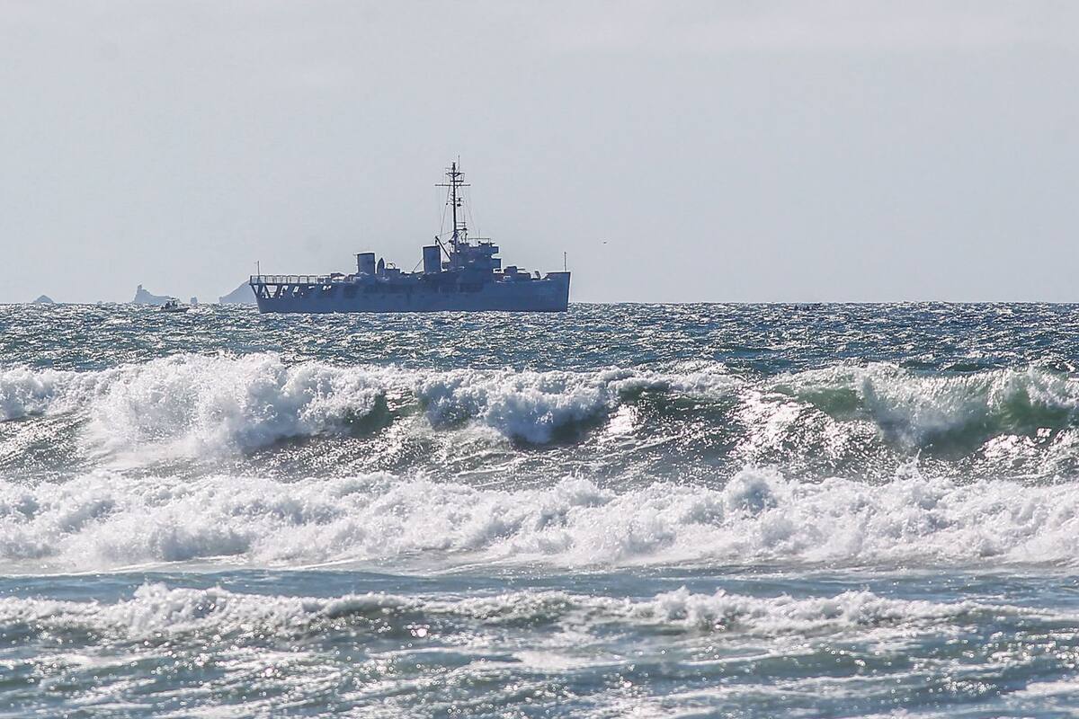 Sigue la búsqueda de los militares desaparecidos en el mar de Ensenada