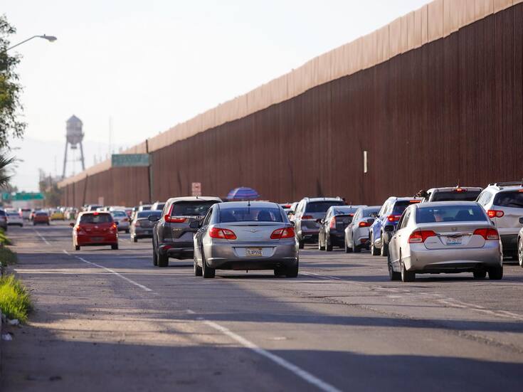 Tiempos de hasta 1 hora en garitas de Mexicali este domingo