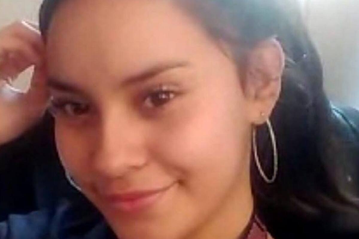 Familiares buscan a Frida Alejandra Olivares Elizondo de 15 años