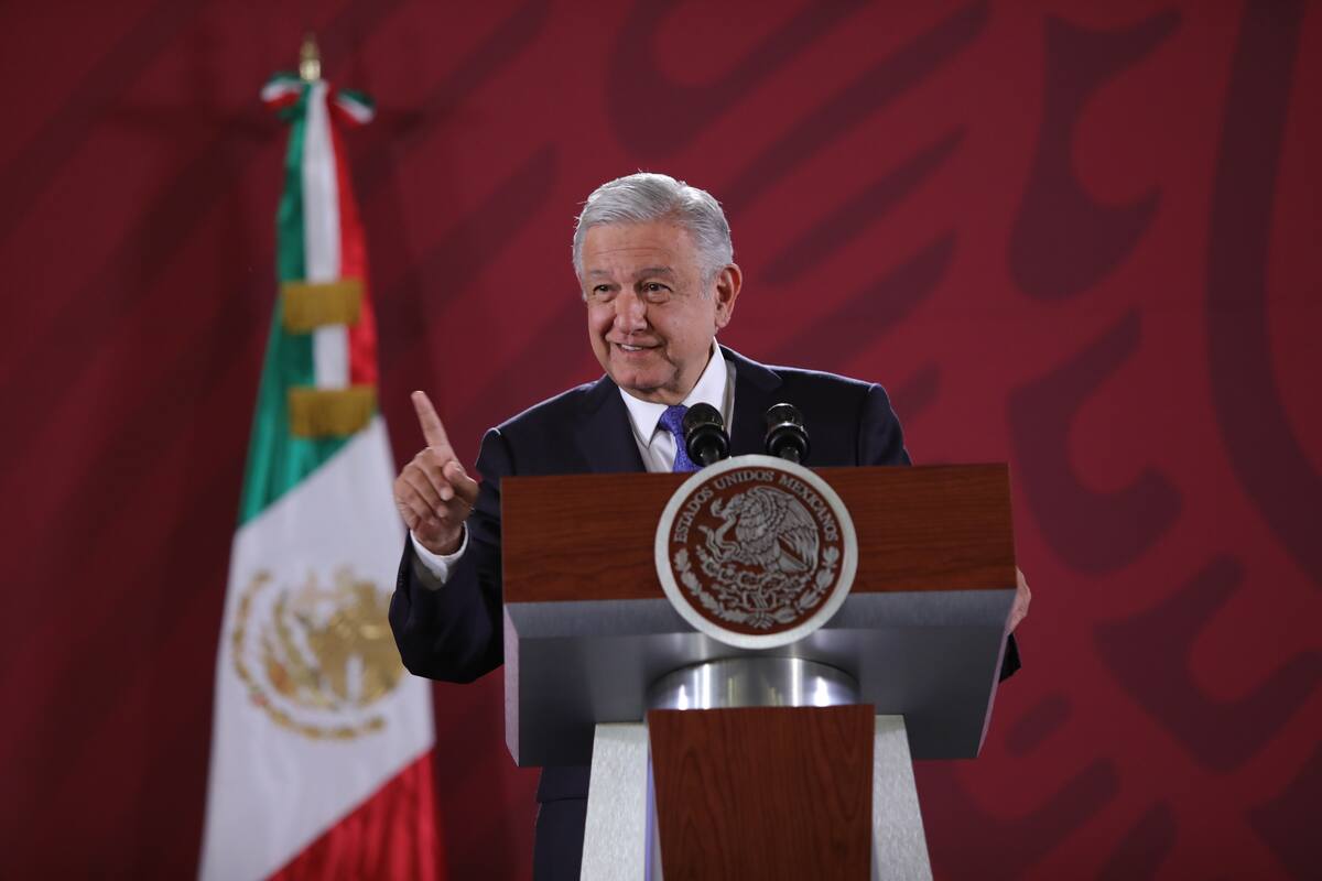 Llama Andrés Manuel a la no violencia el 2 de octubre