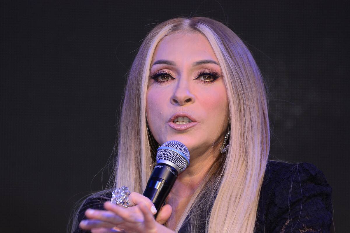 Yuri responde a quienes la señalan de bloquear la carrera de su sobrina