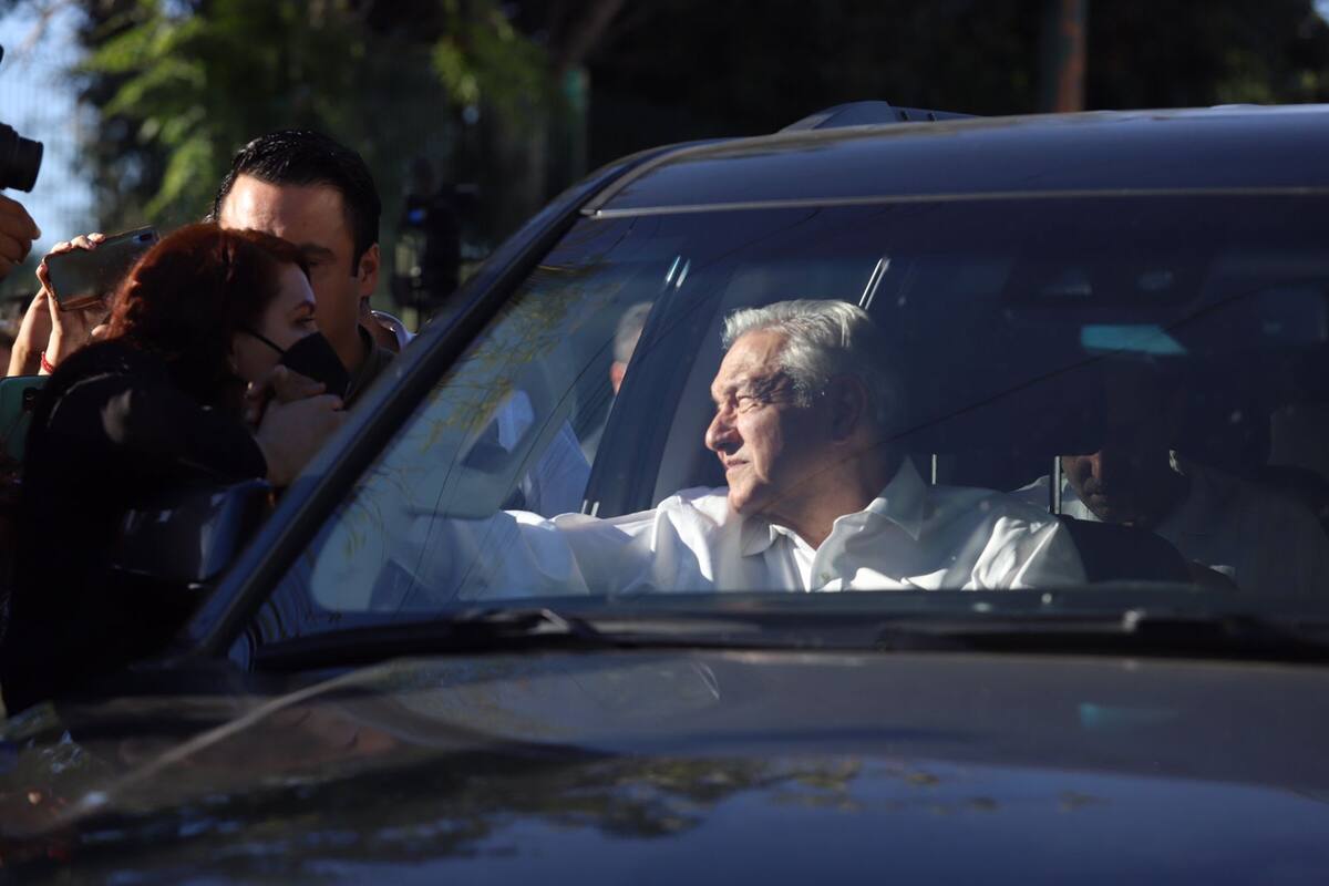 Sin tantos alborotos reciben a AMLO en Tecate