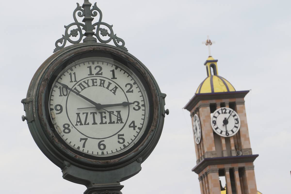 Este domingo se adelanta el reloj en Baja California