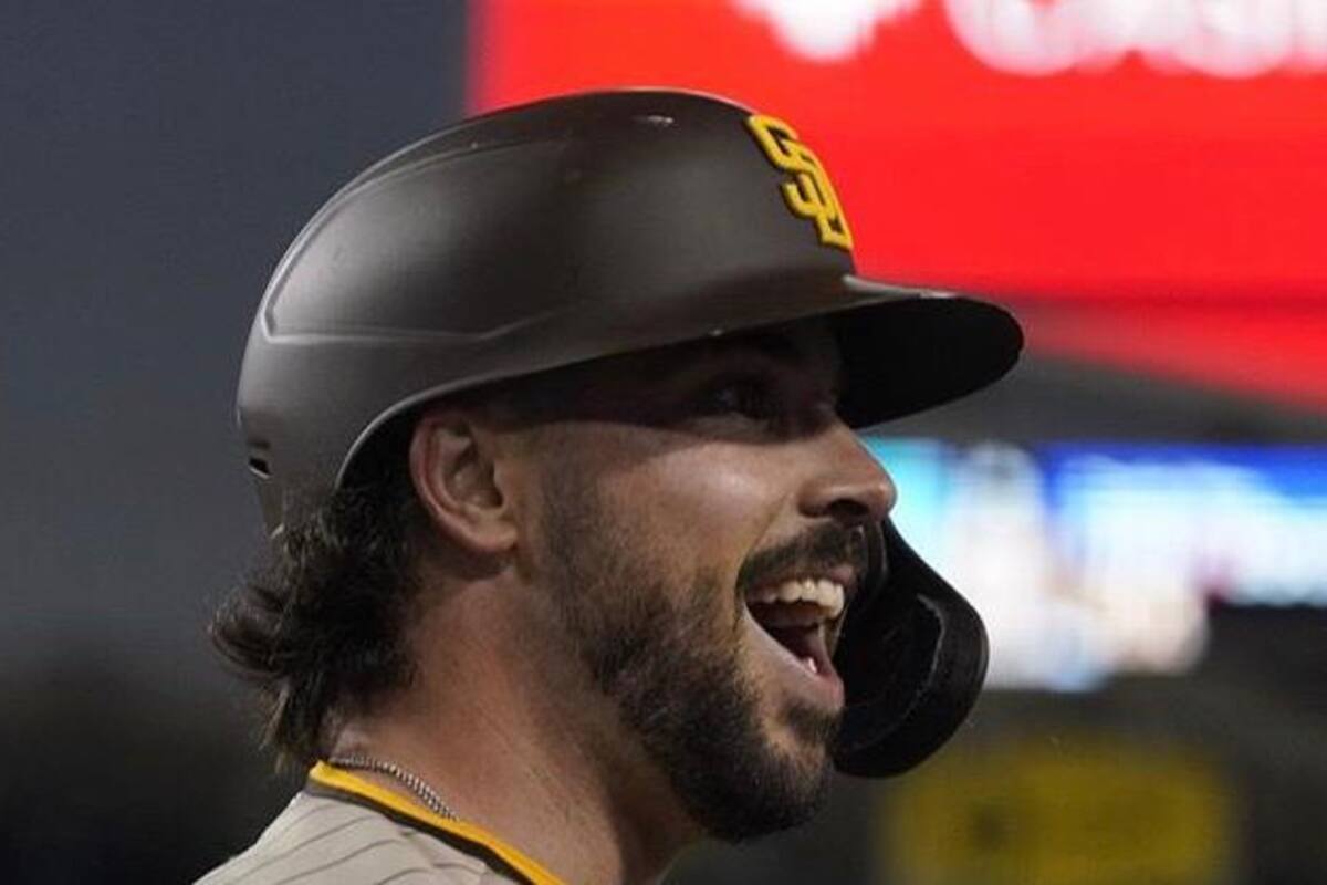 Trabajo de pitcheo de los Padres para vencer a Dodgers