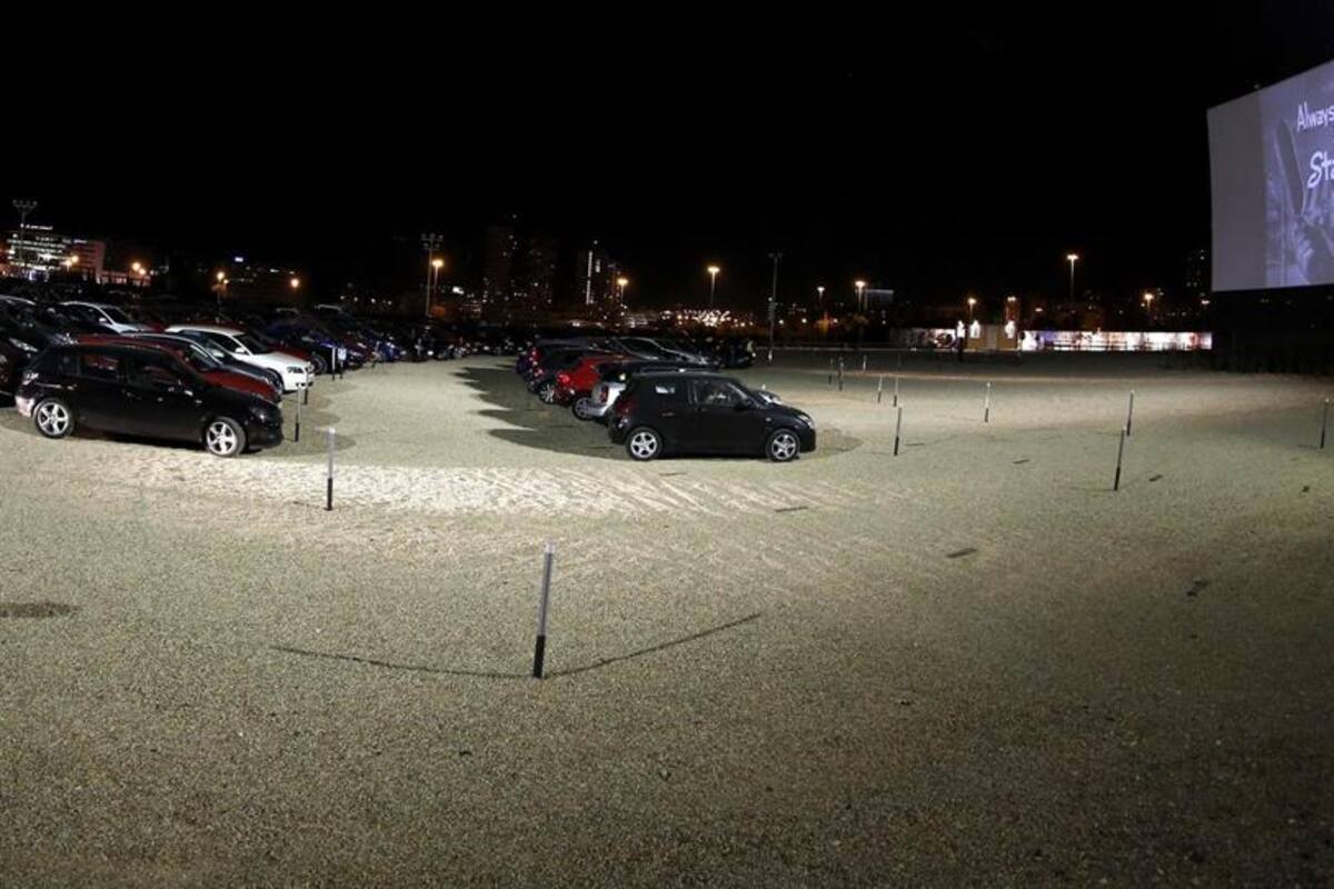 Autocines o cómo ir al cine en EU durante la pandemia