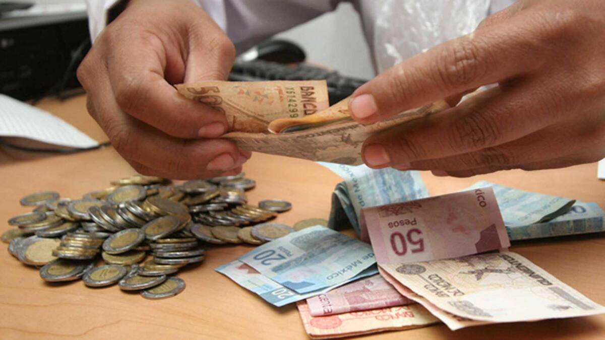 AMLO sugiere tomar dinero de Afores no reclamadas y enviarlo al fondo de Pensiones del IMSS.