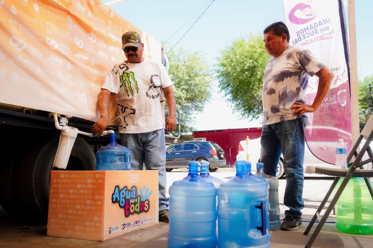San Luis Río Colorado lleva llenado gratuito de garrafones a colonias por altas temperaturas
