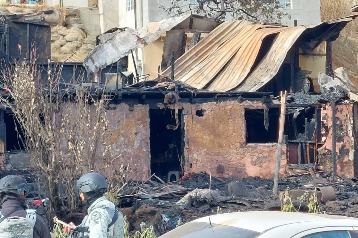 Bomberos localizan cadáver calcinado tras sofocar incendio