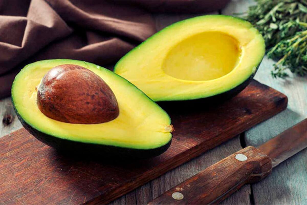 Truco infalible para saber si los aguacates están listos para comer