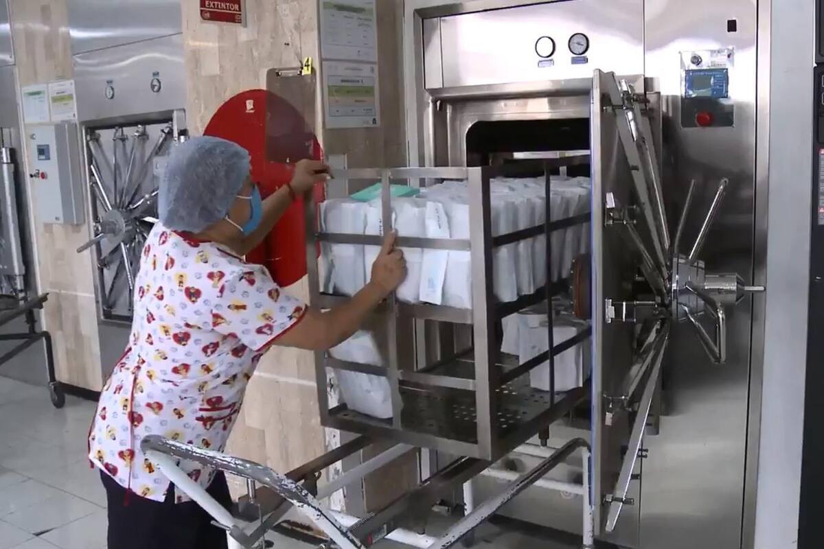 Batallan por saturación de hospitales