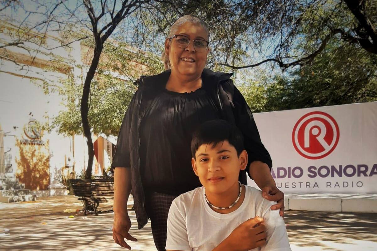Hermosillo: Iskander aprende a bolear y con ello paga sus gastos