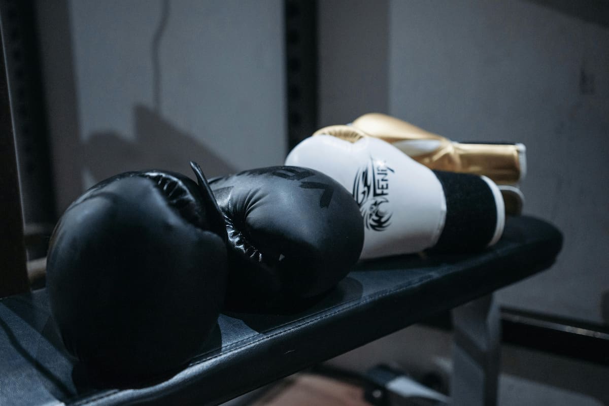 Equipo de combate auténtico para principiantes y profesionales – RING KONG