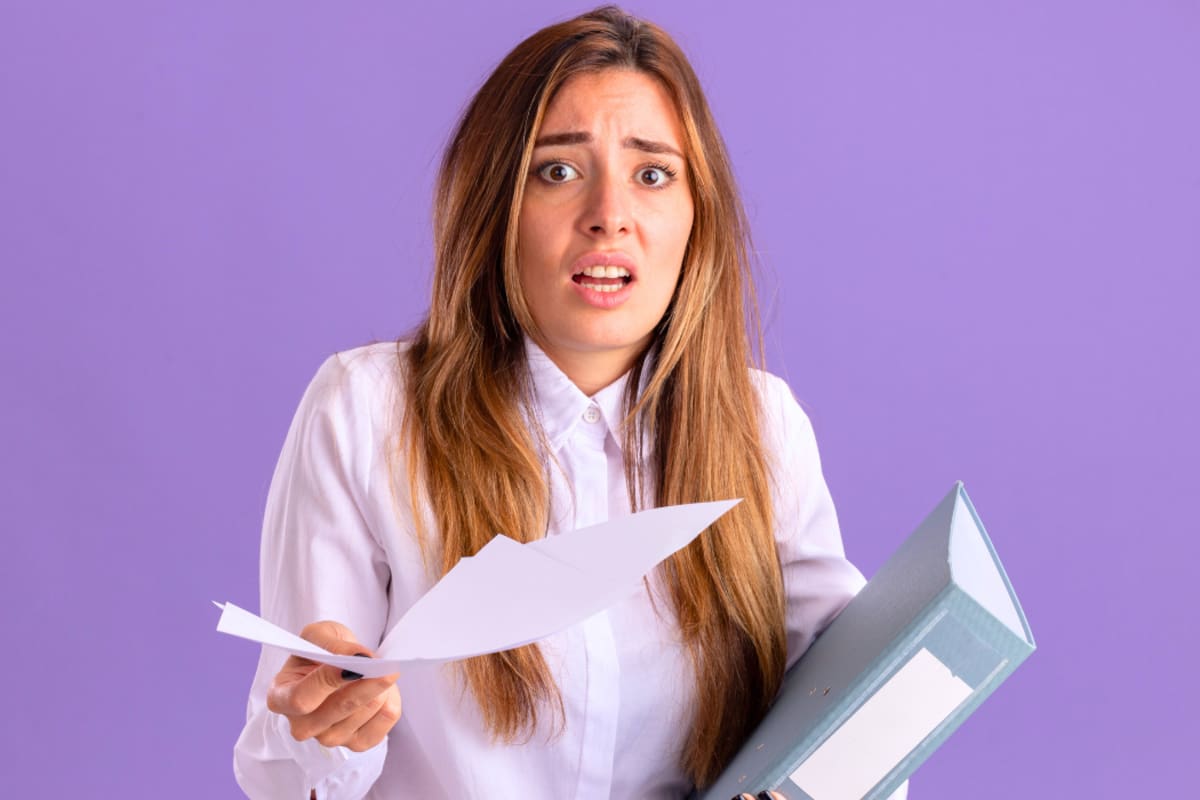 ¿Sigues debiendo después de 10 o 15 años? Así funcionan las deudas antiguas