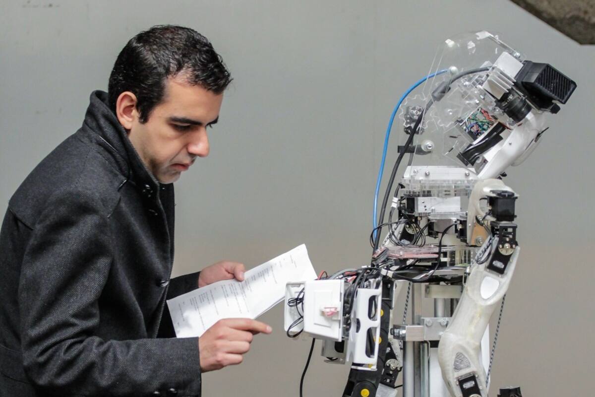 UNAM diseña robots capaces de reconocer a una persona