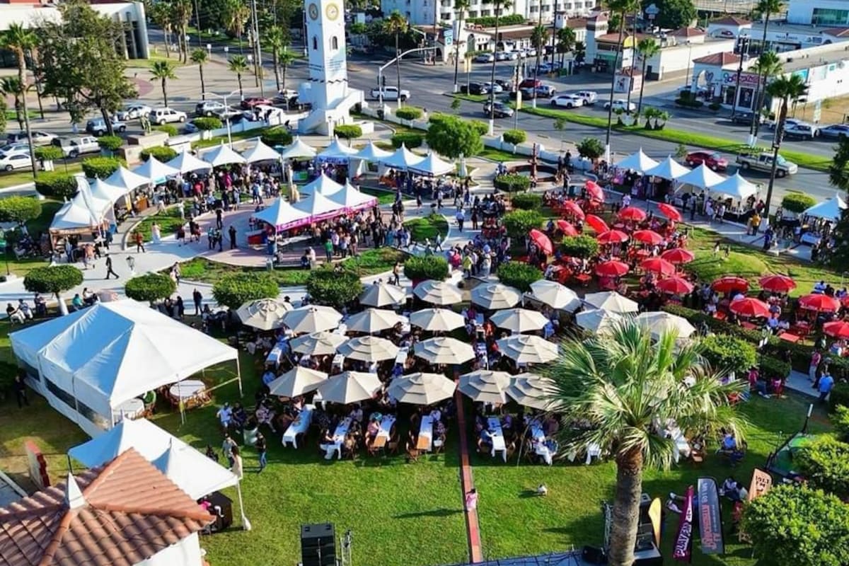 Inician festejos por 77 aniversario de la creación del cóctel margarita