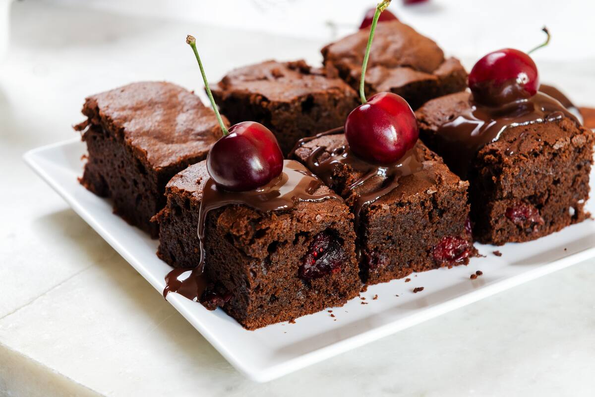 Brownies de chocolate y cereza