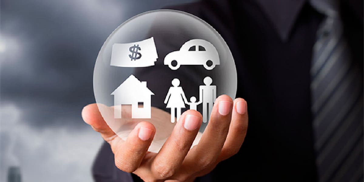 Con una planificación cuidadosa y asesoramiento profesional, puedes mantener tus finanzas personales seguras y bien protegidas frente a los riesgos de la vida.