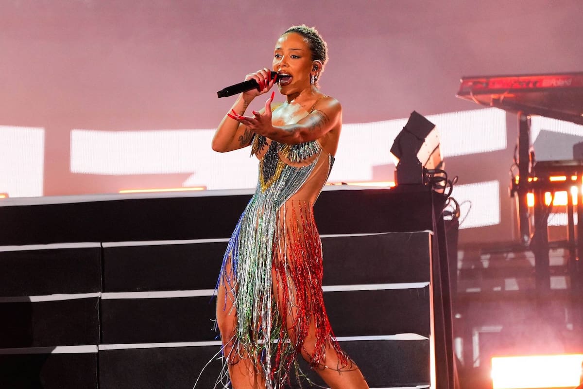 Doja Cat expresa su apoyo a Palestina, Ucrania, Sudán y más países durante concierto