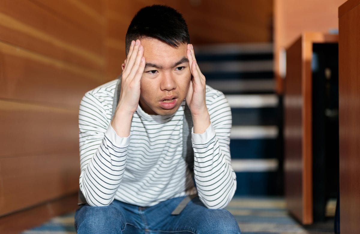 Cómo funciona la regla 3-3-3, el método de atención plena que ayuda a disminuir la ansiedad, estabilizar el ritmo cardíaco y generar sensación de calma | Foto: Especial (canva)