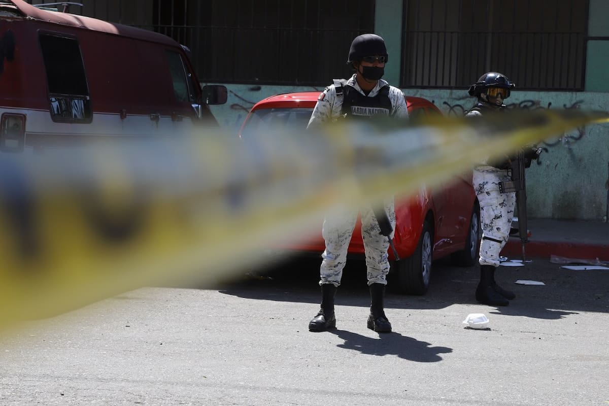 Atacan a tiros a dos taqueros en colonia El Niño