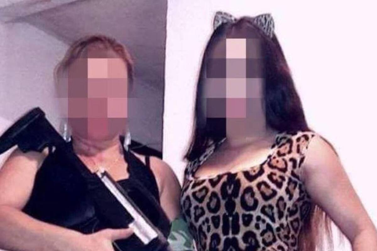 Sicarios privan de la vida a madre e hija tras posar con armas falsas