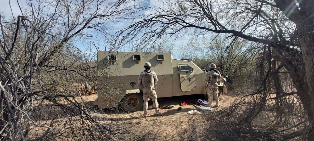 Vehículo modificado incautado en Sásabe | FOTO Twitter @MesaSegSonora