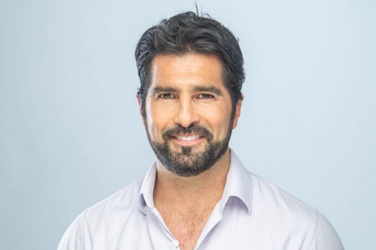 Arturo Carmona responde a Alicia Villarreal tras compararlo con Cruz Martínez