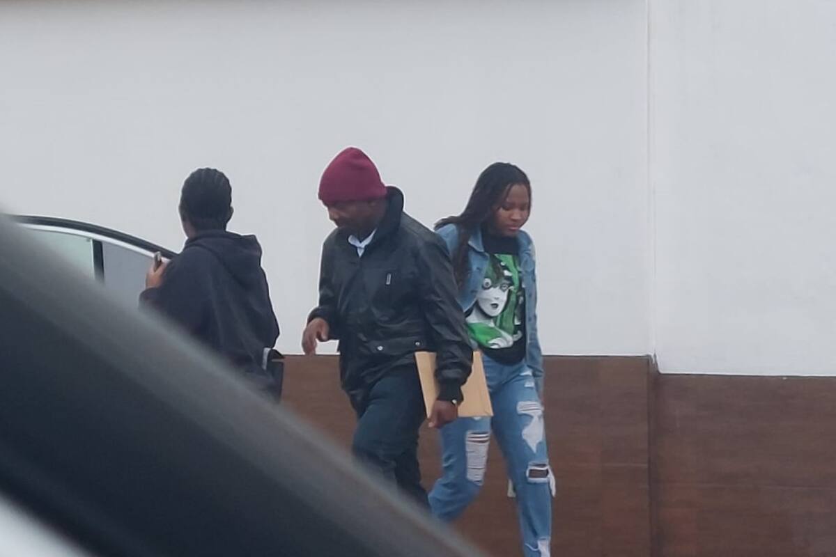 Arriban a Nogales más migrantes africanos y haitianos