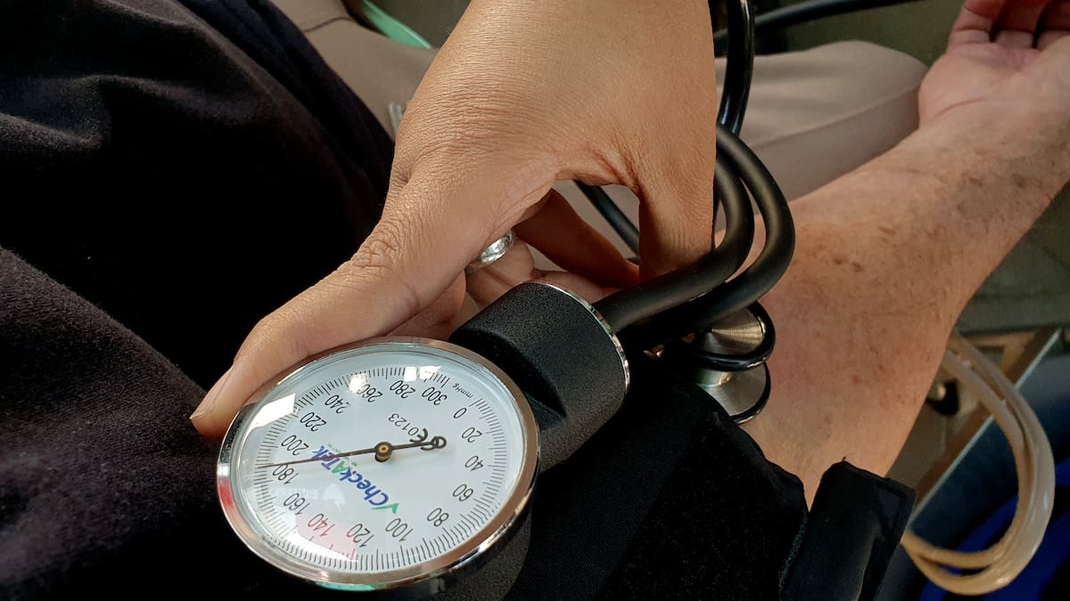 Personas con diabetes e hipertensión arterial tienen problemas de
obesidad o sobrepeso, según el maestro universitario. FOTO: BANCO DIGITAL