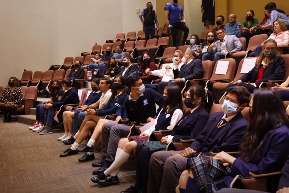 Jóvenes de secundaria y preparatoria ganan beca excelencia para estudiar en Cetys