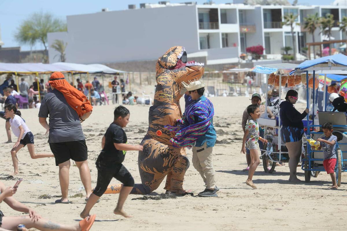 Semana Santa 2025 en Bahía de Kino. | Crédito: Julián Ortega (GH)