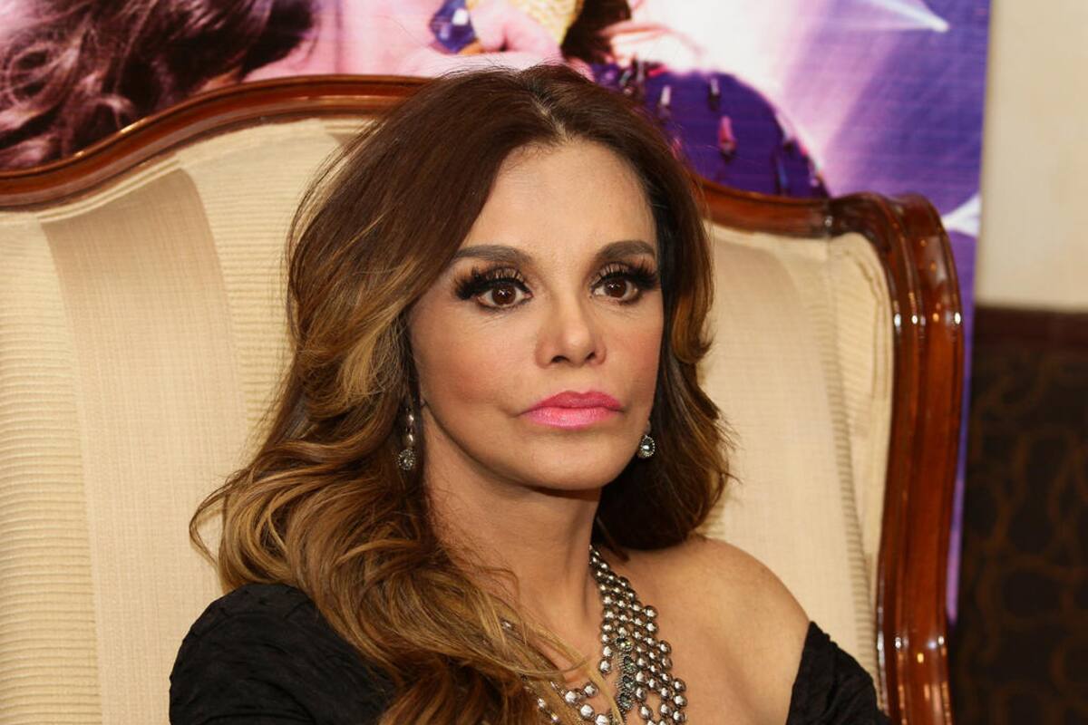 Lucía Méndez presume ¿chupetón? | Noticias de México | El Imparcial