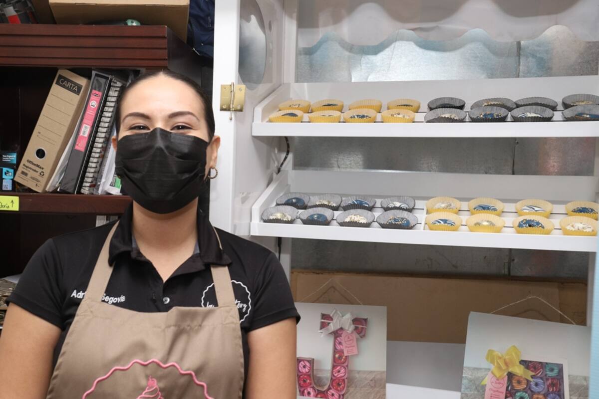 Hermosillo: Para Adriana la repostería le da dulces satisfacciones