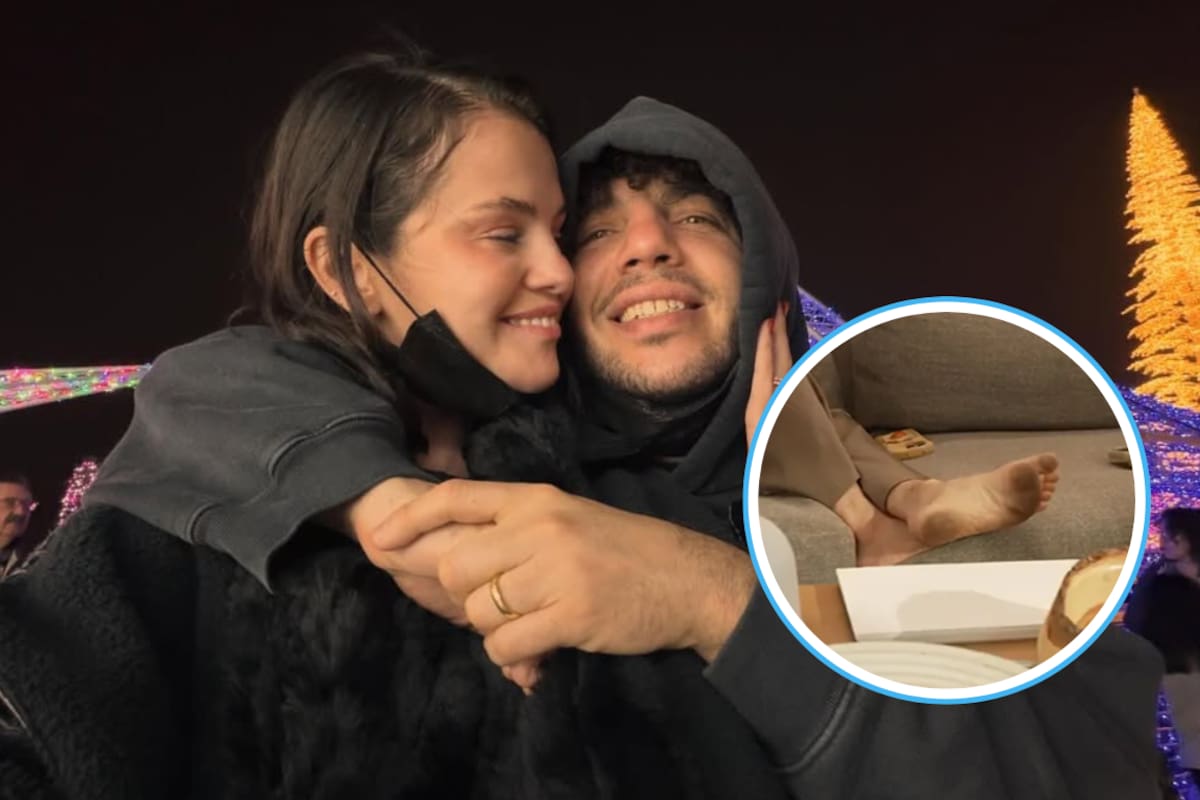 Selena Gómez ignora los “pies sucios” de Benny Blanco y afirma que “cada día está más enamorada”