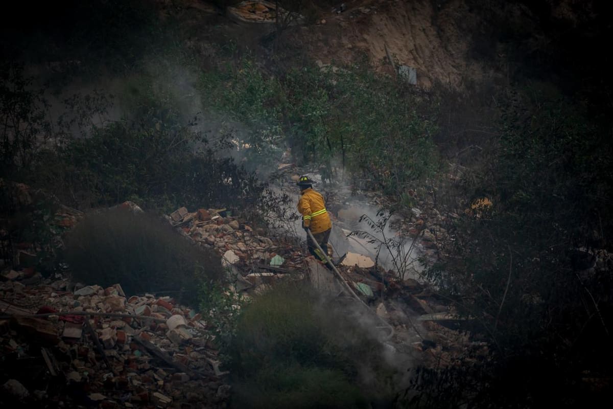 Se incendia pastizal en Valle del Rubí