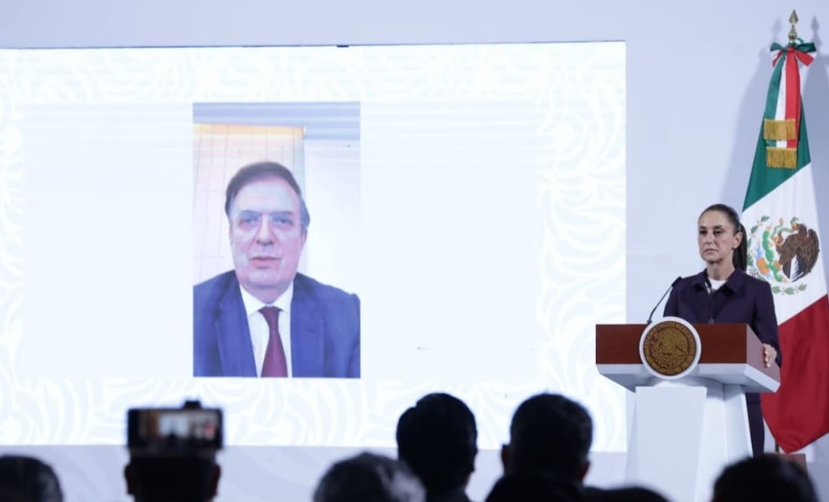 La presidenta Claudia Sheinbaum y el Secretario de Economía, Marcelo Ebrard, abordan aranceles de EU en la "Conferencia del Pueblo" de este 27 de marzo del 2025. | Crédito: El Universal