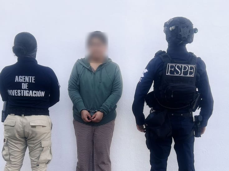 Detienen a una mujer policía en Guanajuato acusada de filtrar información oficial a grupos criminales y poner en riesgo operativos de seguridad