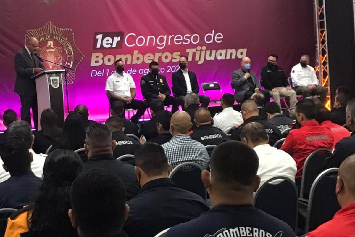 Primer congreso de bomberos se realiza en Tijuana