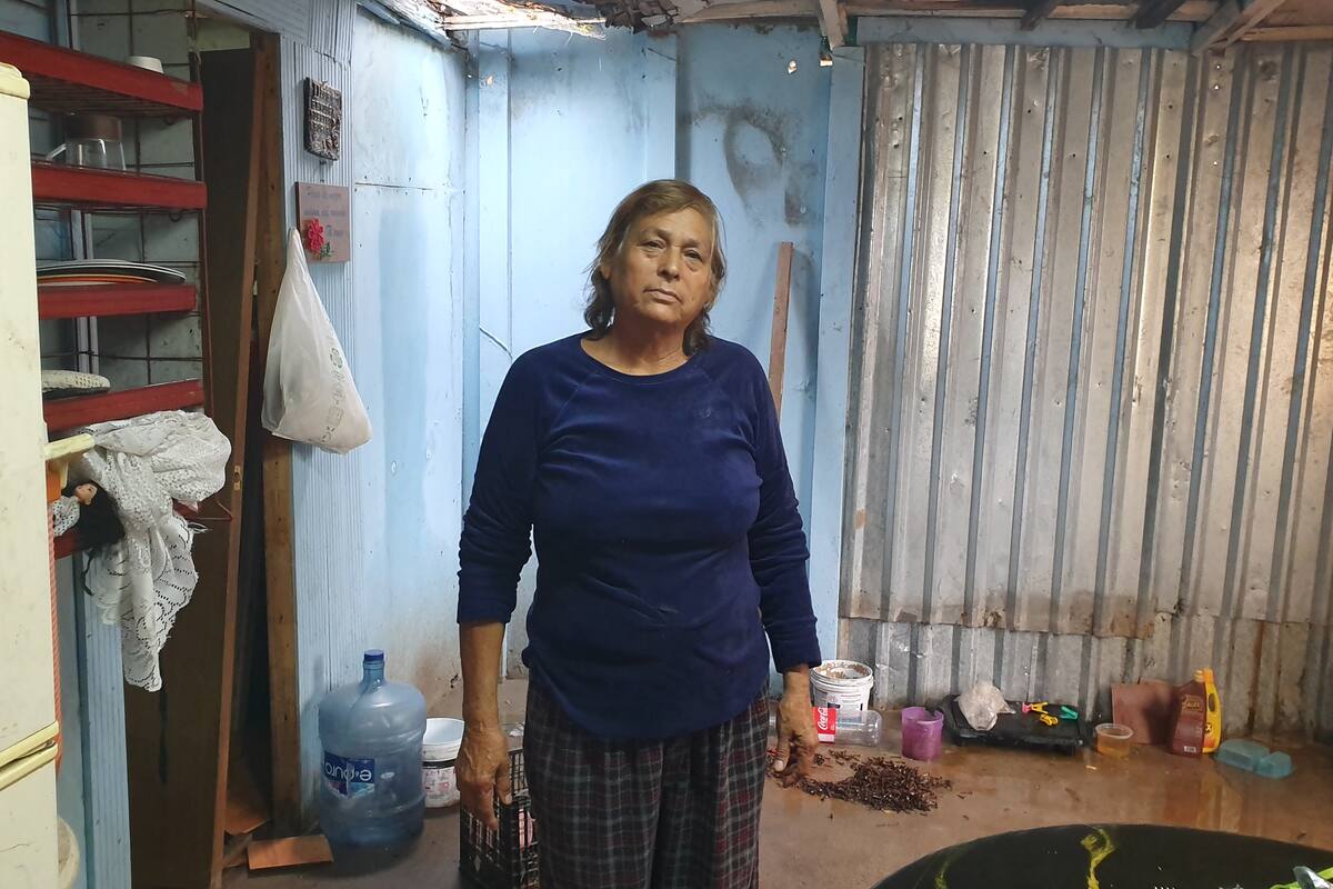 Casa de madera y plástico no resiste las recientes lluvias