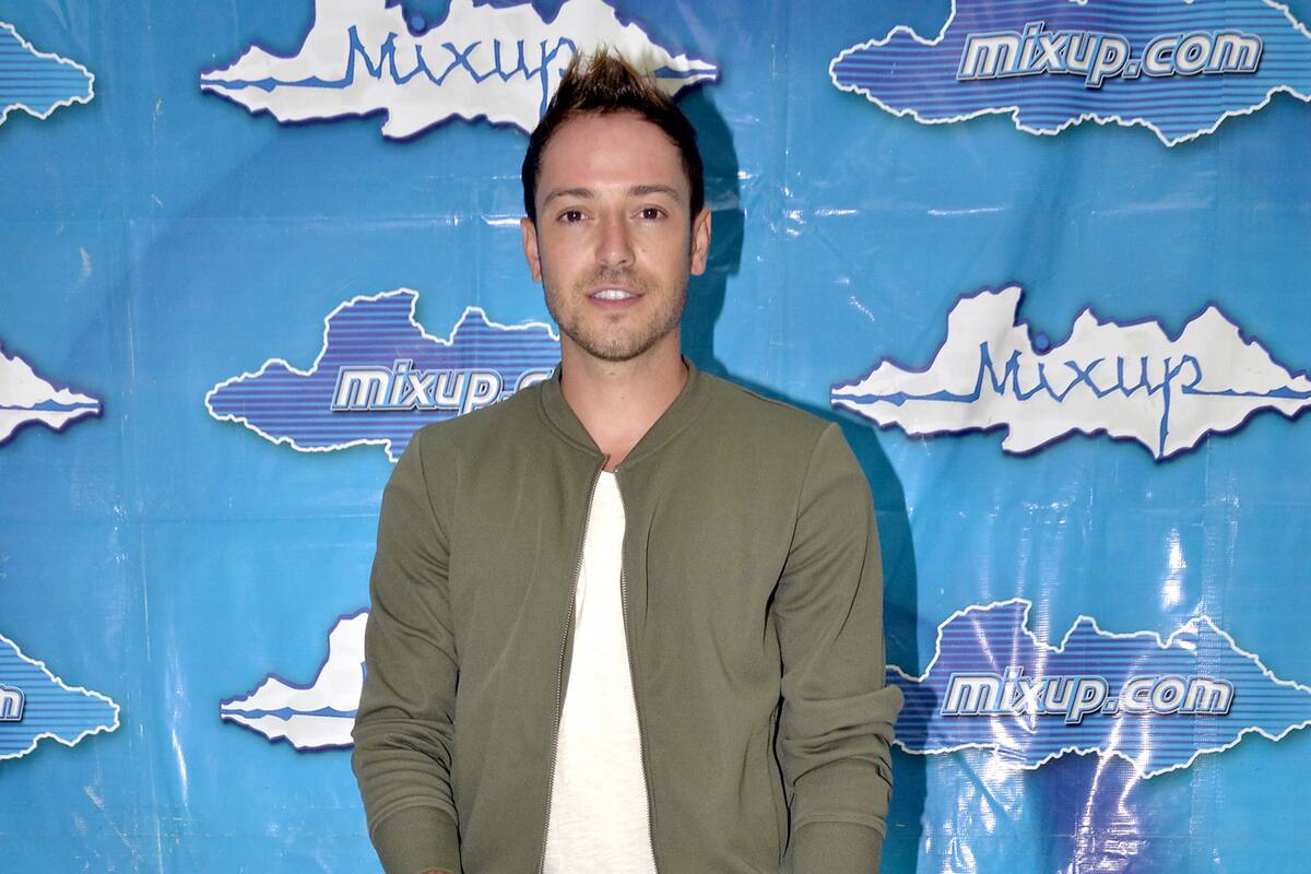 Pee Wee pensó en retiro tras noticia falsa sobre supuesta relación con su mánager