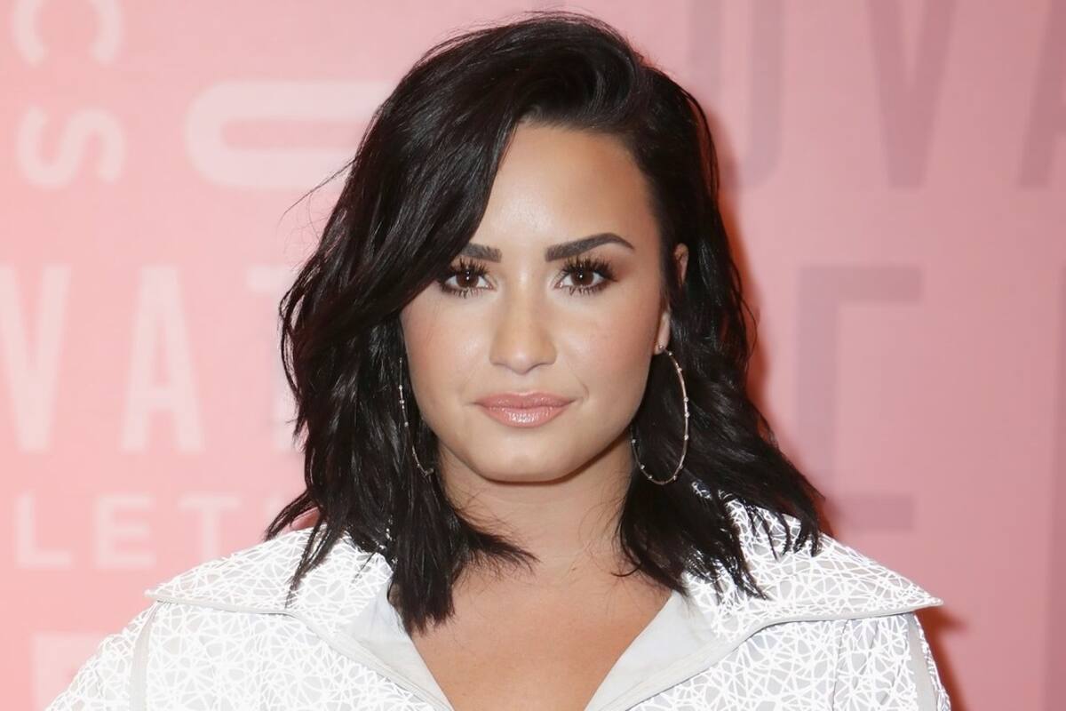 Demi Lovato posa en bikini y la critican en redes