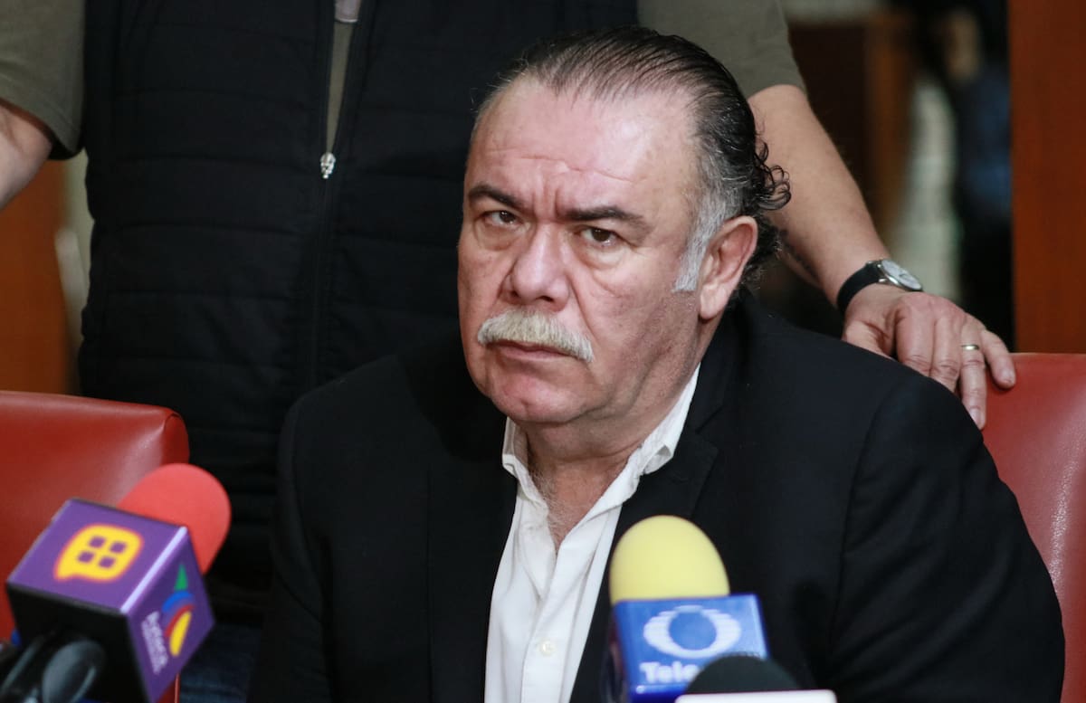 EUM20200212ESP04.JPG
CIUDAD DE MÉXICO, Actors/Actores-Sindicato.- El secretario general de la Asociación Nacional de Actores (Anda), Jesús Ochoa, ofreció una conferencia de prensa este 12 de febrero de 2020 para disculparse por el altercado que tuvo con Jorge Ortiz de Pinedo por presuntos manejos irregulares de La Casa del Actor. Reiteró su intención de no reembolsarle gastos del recinto sin factura legal de por medio. Foto: Agencia EL UNIVERSAL/AFBV