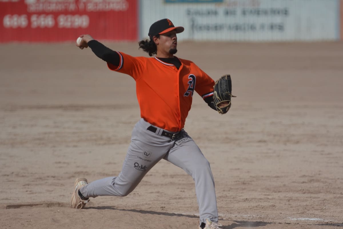 Liga Amateur de Mexicali busca amarrar las semifinales del Estatal de Béisbol de Primera Fuerza