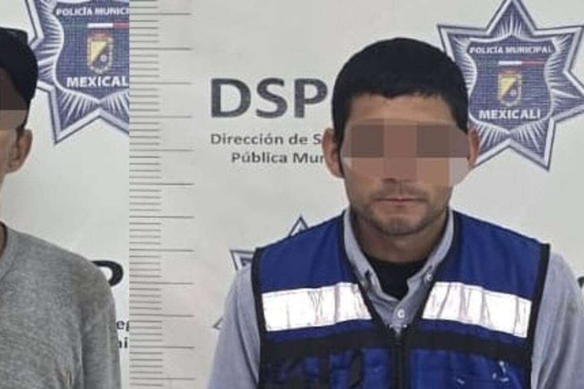 Sujetos intentan robar una llantera y huyen en una bicicleta