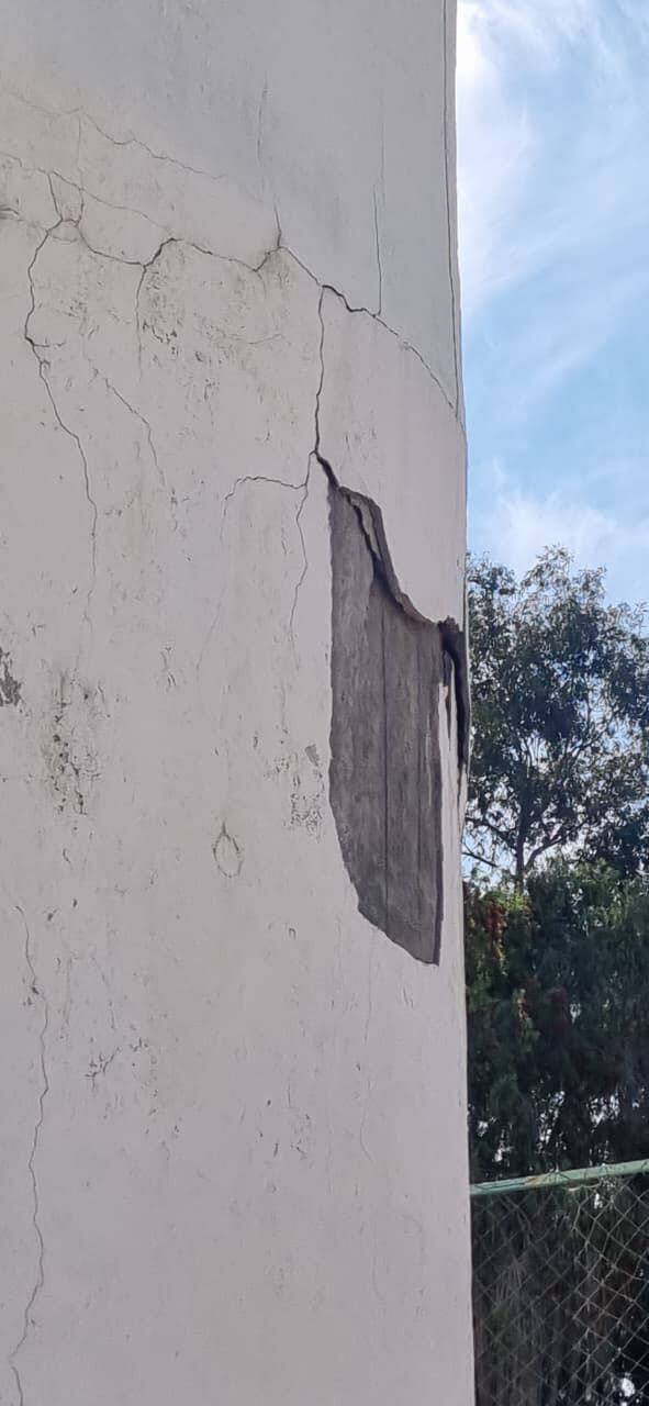 Especialistas de Proyectos y Construcciones CIPAD realizan el levantamiento de condiciones en el Minarete de Agua Caliente, símbolo histórico de Tijuana que se acerca a sus 100 años de existencia. Foto: Cortesía Preparatoria Federal Lázaro Cárdenas