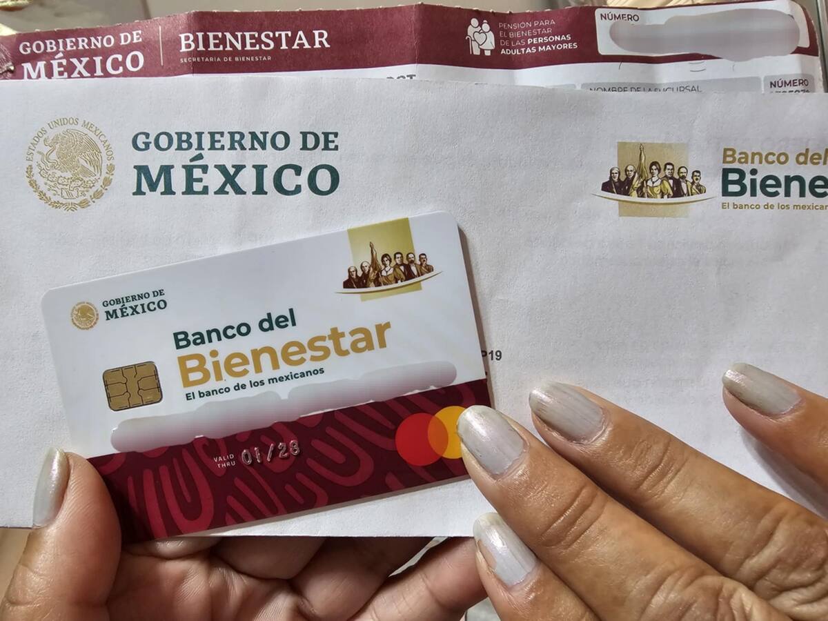 La secretaria de Bienestar, Ariadna Montiel Reyes informó que no será necesario cambiar la tarjeta del Bienestar para continuar recibiendo el apoyo
